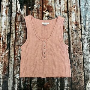 American Eagle Rose Pink Cropped Sleeveless Top